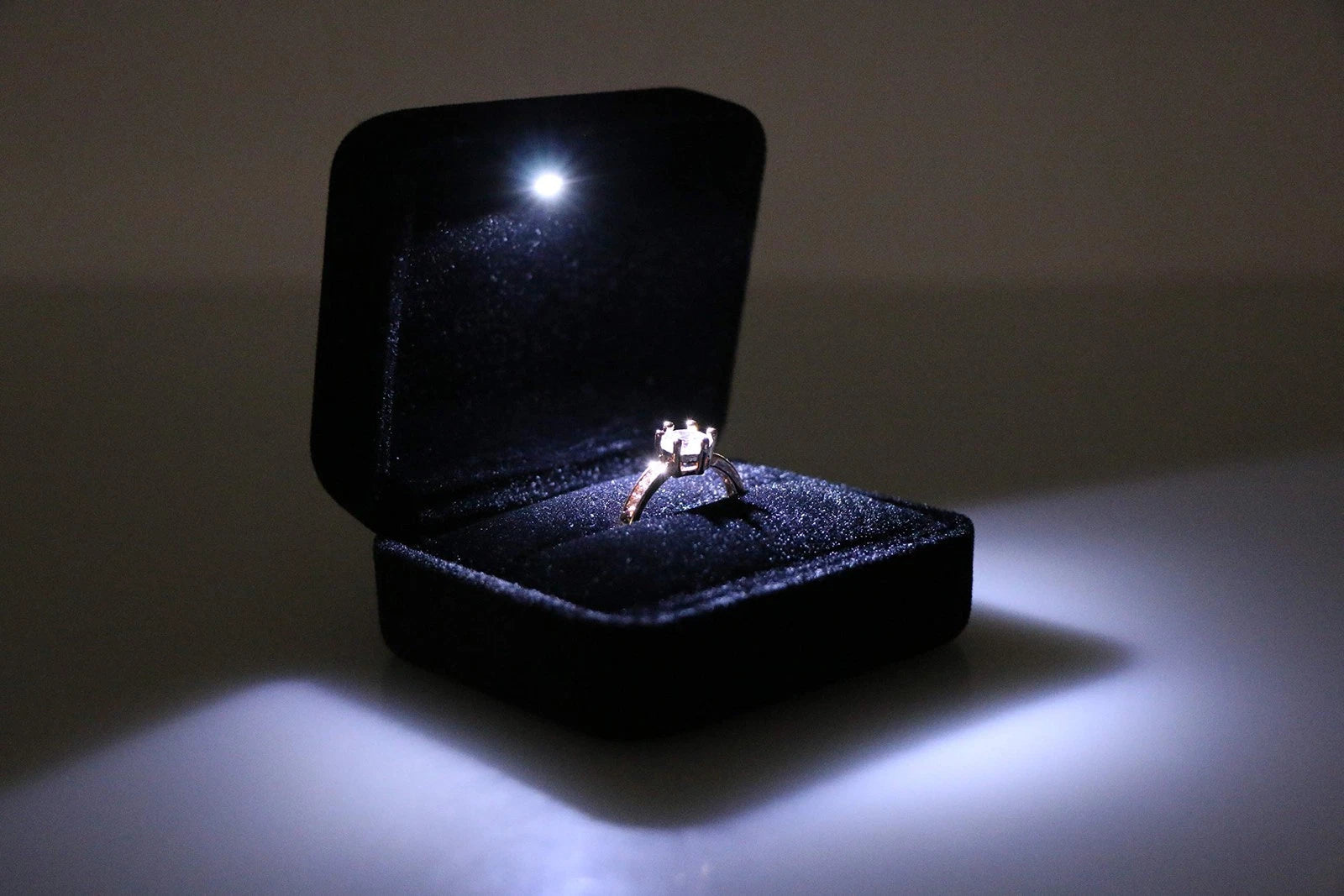 Velvet Metal Glossy with LED Jewelry Gift Box for Proposal Engagement Wedding... | eBay